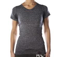 Cargar imagen en el visor de la galería, Stoma T-Shirt mit V-Ausschnitt, Level 1 – Damen